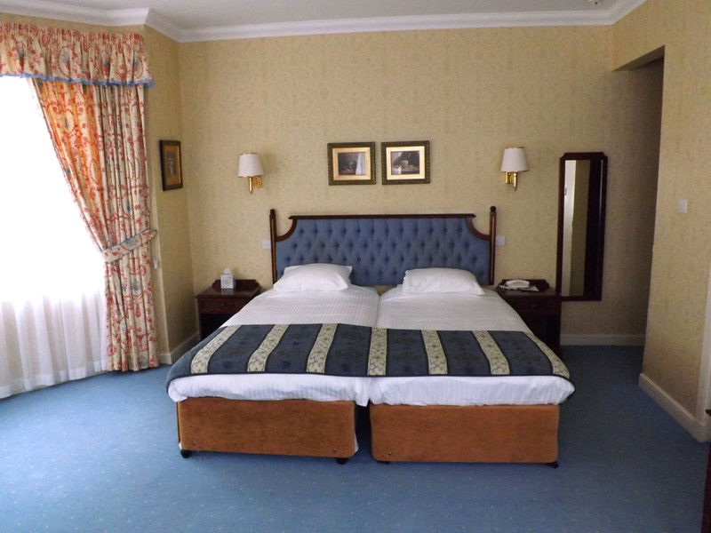 Dryburgh Abbey 3*